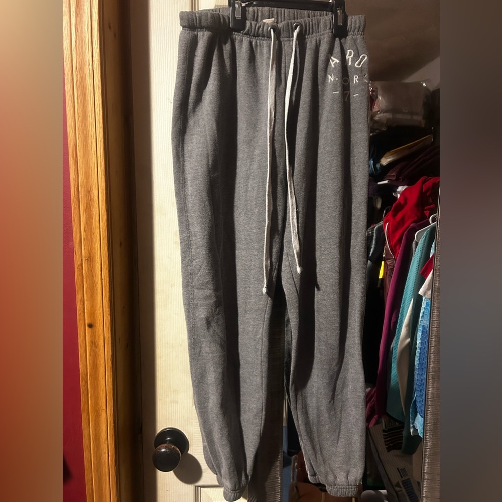 Womens Aeropostale sweatpants size small